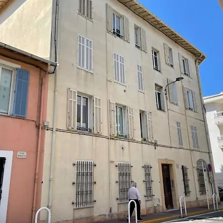 3 Pièces Proche Croisette Et Plages Apartamento Cannes